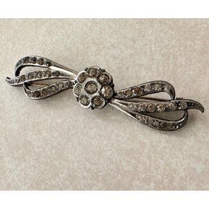 Antique Art Deco untested silver tone clear glass paste rhinestones brooch pin